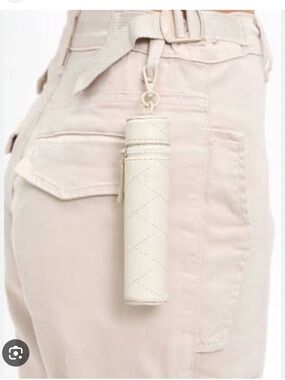 Quilted Tube Lipstick Case Keychain - Cream